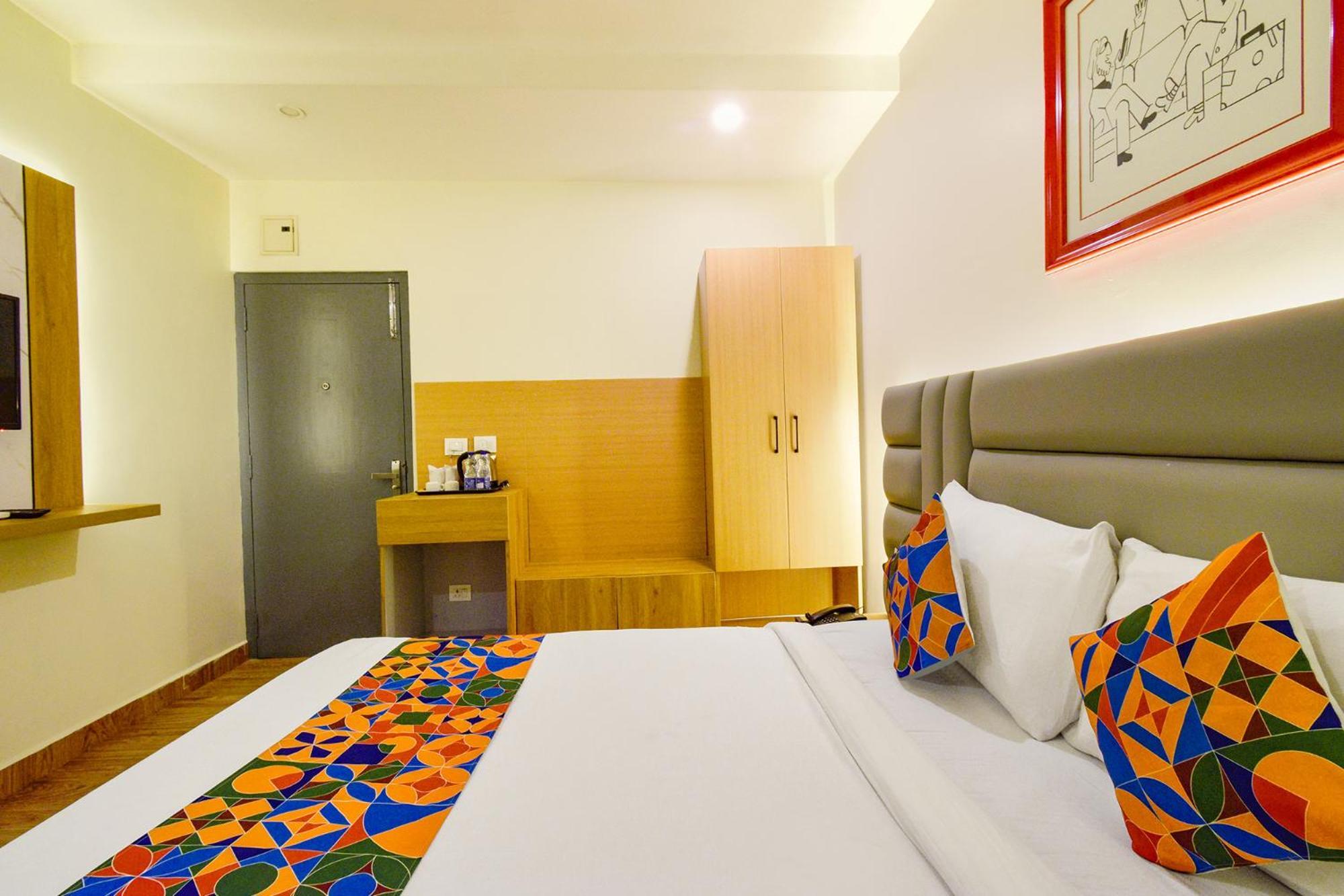 Fabhotel White Ridge - Kondapur Kondapur  Exterior photo