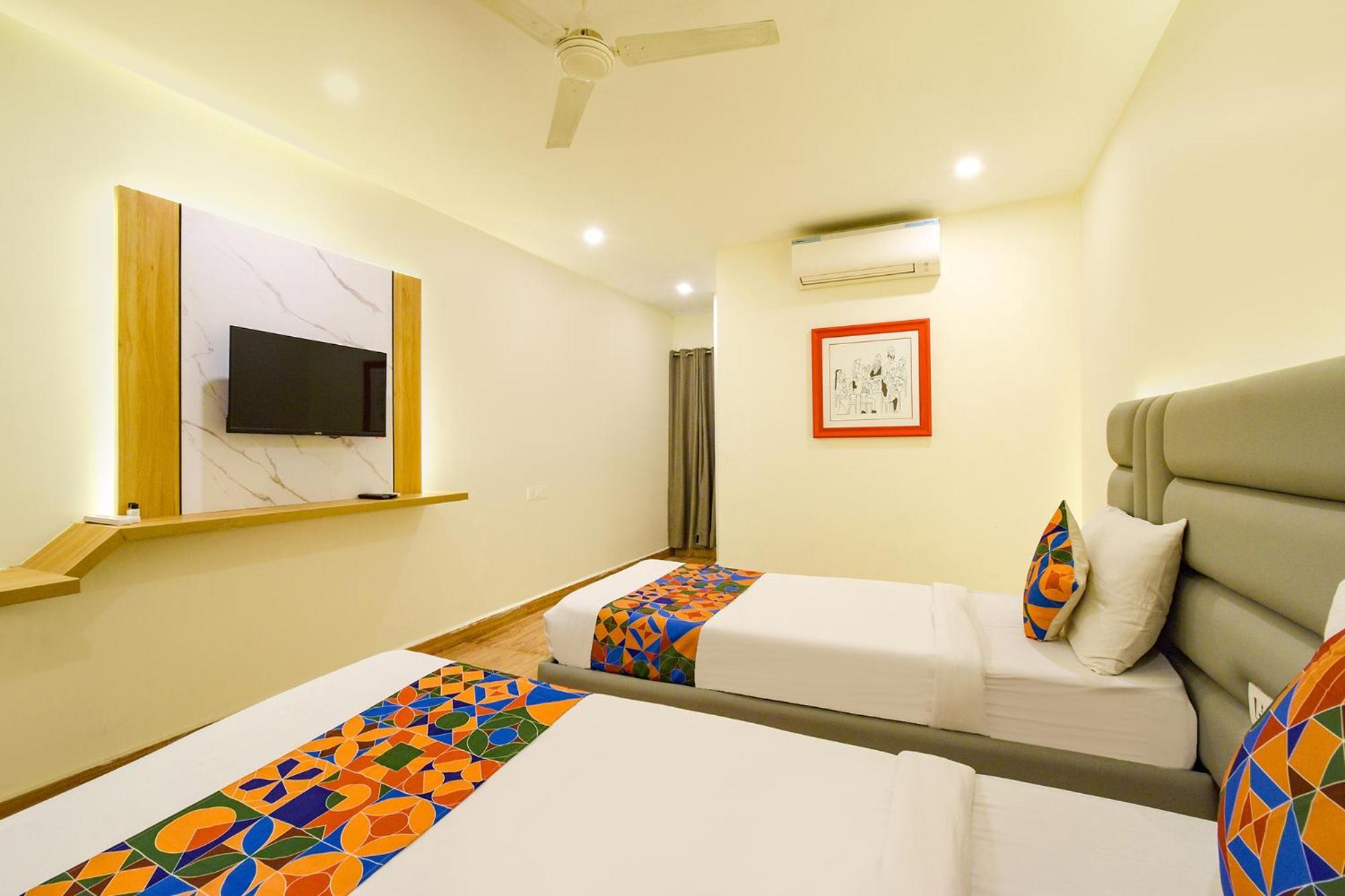 Fabhotel White Ridge - Kondapur Kondapur  Exterior photo